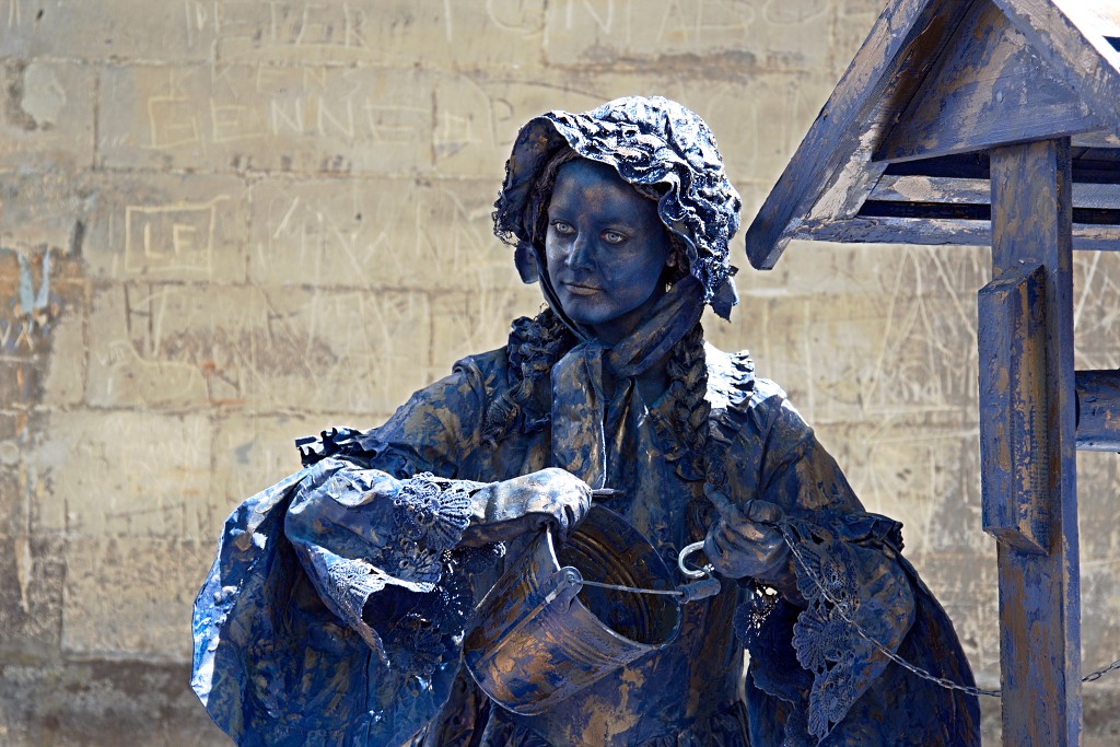 valkenburg living statue levend standbeeld evenement event festival festiviteit kunst art straatkunst streetart artiest beeld beeldhouwwerk